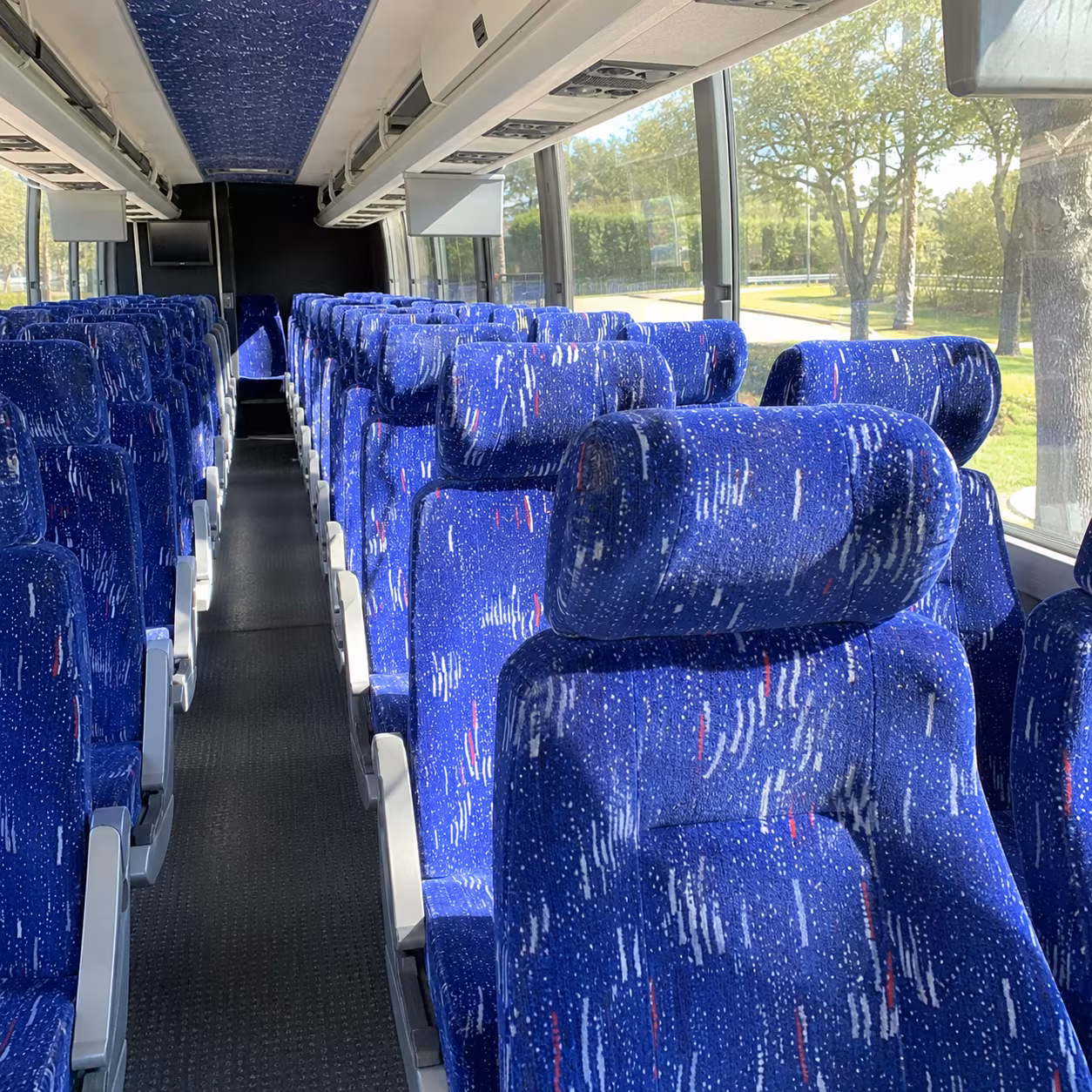 charter buses for torrance trade show groups heading to the la convention center