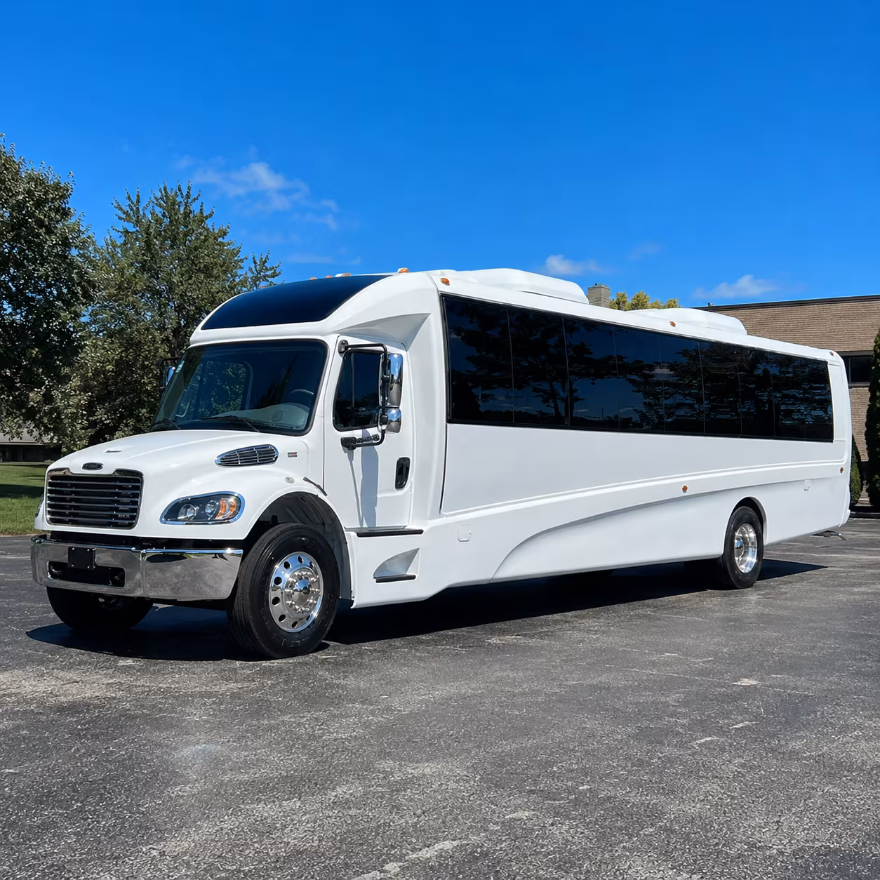 torrance 20 passenger minibus