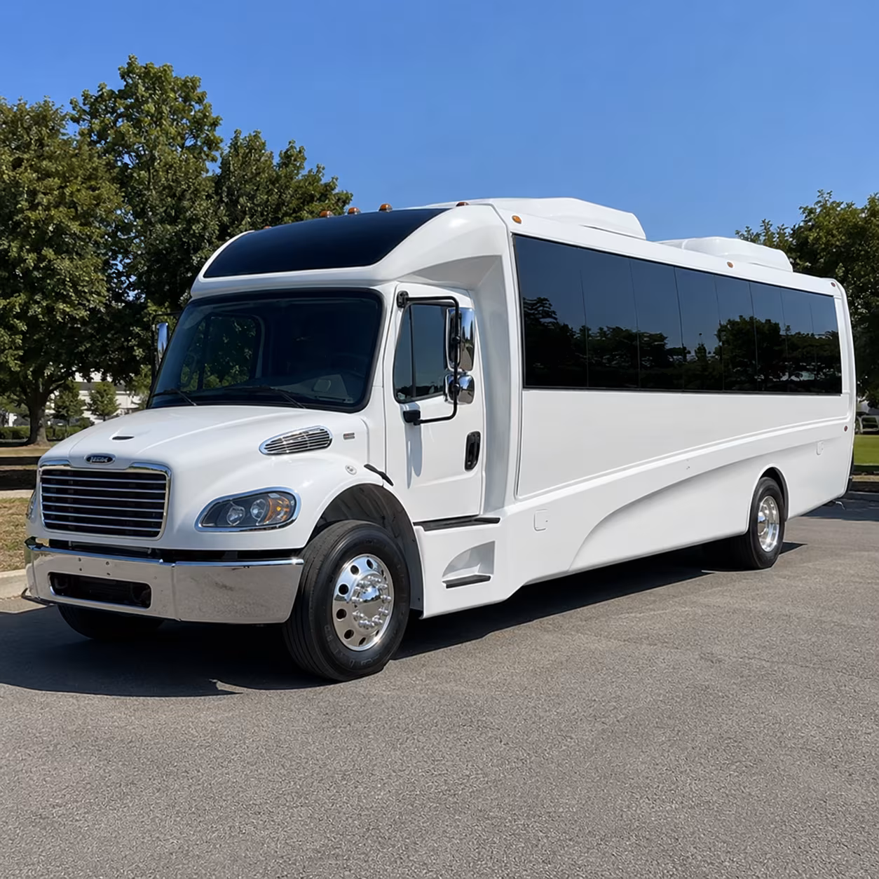 torrance 28 passenger minibus