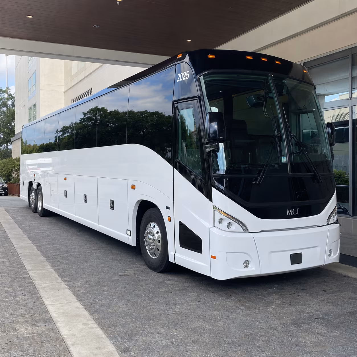 torrance 54 passenger charter bus