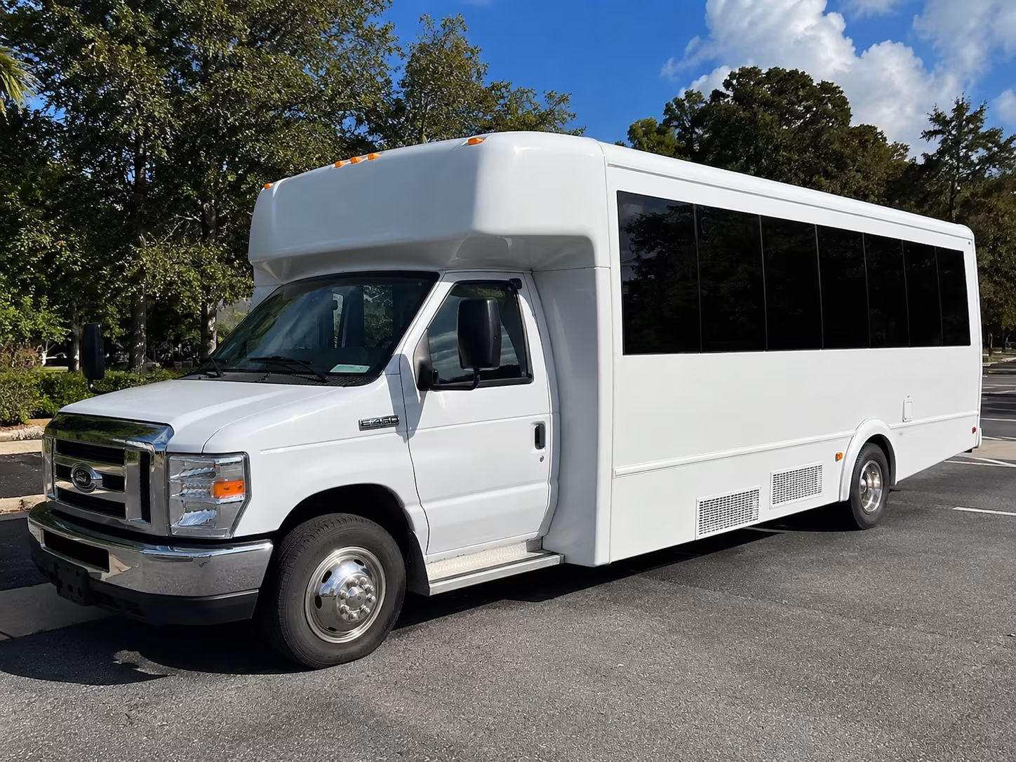 why rent using torranceminibuscompany com